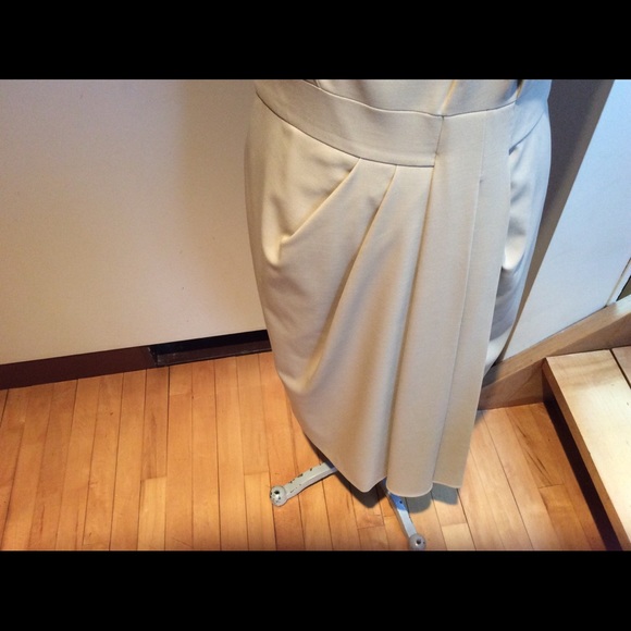 Dress - Picture 2 of 5